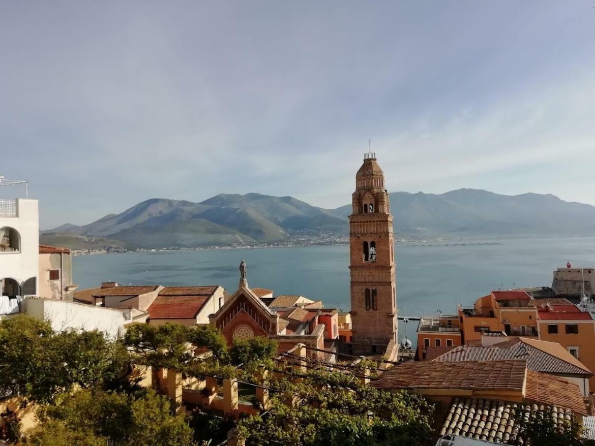 Oltre Il Mare Guest House Gaeta Exterior foto