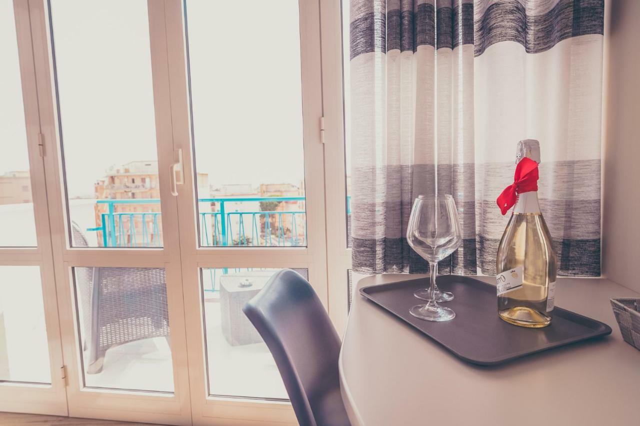 Oltre Il Mare Guest House Gaeta Exterior foto